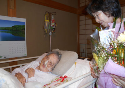 On her 108th birthday in 2020. (Source: ikeda-hakuaikai.org)