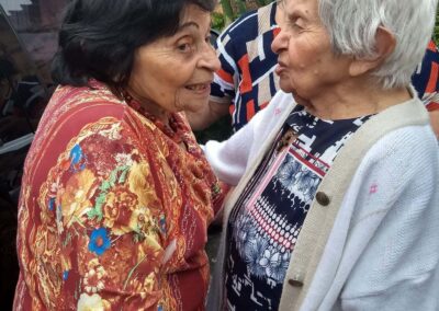 On her 101st birthday with her sister Celina Maria de Jesus, aged 97. (1922-2021)