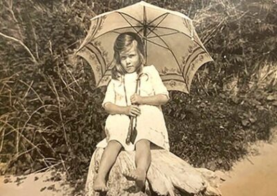 As a child. (Source: Gwinnett Citizen Newspaper)